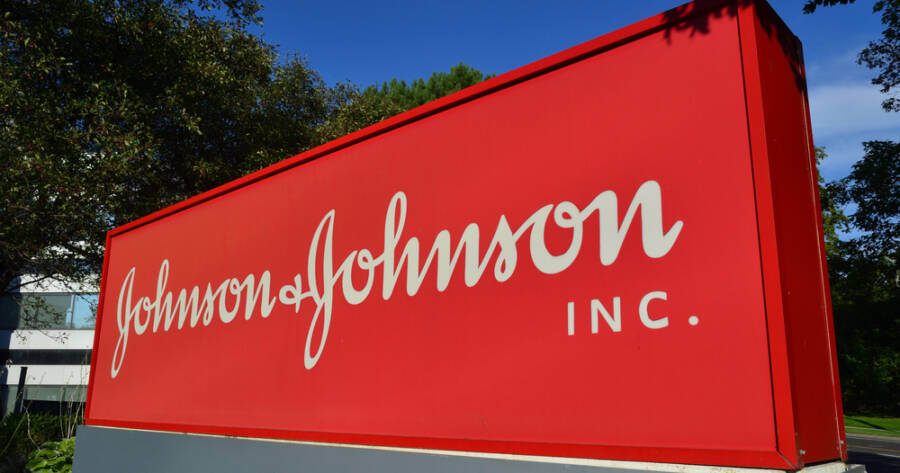 Cancer Claims Keep J&J Baby Powder Settlements in the Spotlight