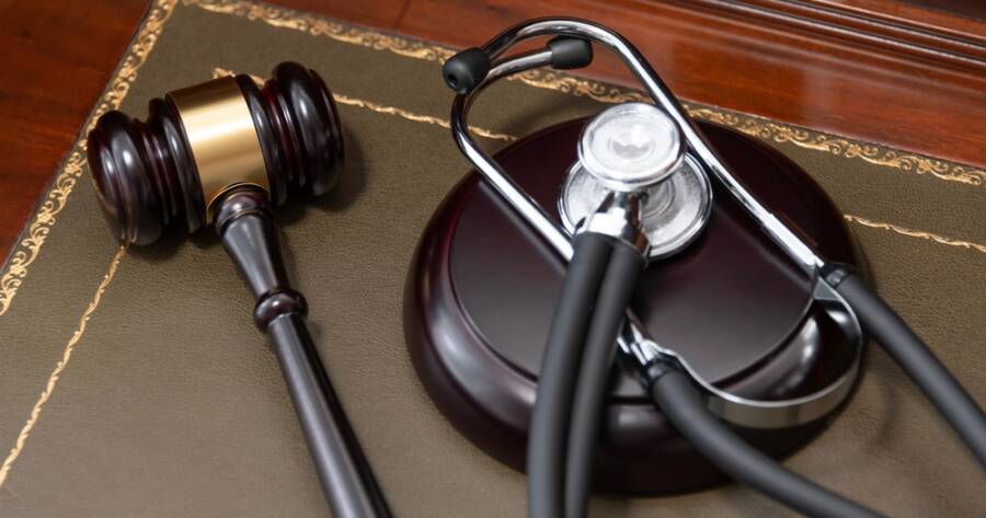 Medical Malpractice Settlements Explained: What Patients Should Know About Compensation and Legal Options